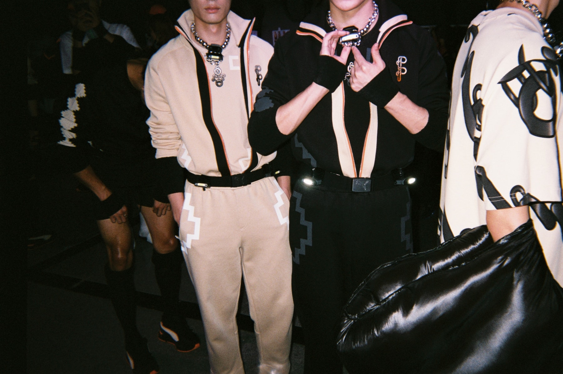 于 PRONOUNCE 的镜头,一窥「无界秘境」大秀前二十四小时的情绪与秩序