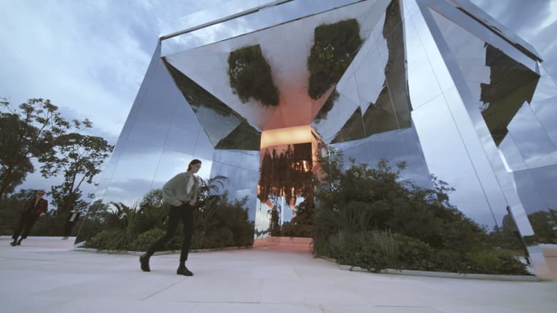 SAINT LAURENT 2022 春夏男装系列大秀正式登场