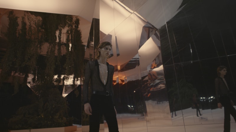 SAINT LAURENT 2022 春夏男装系列大秀正式登场