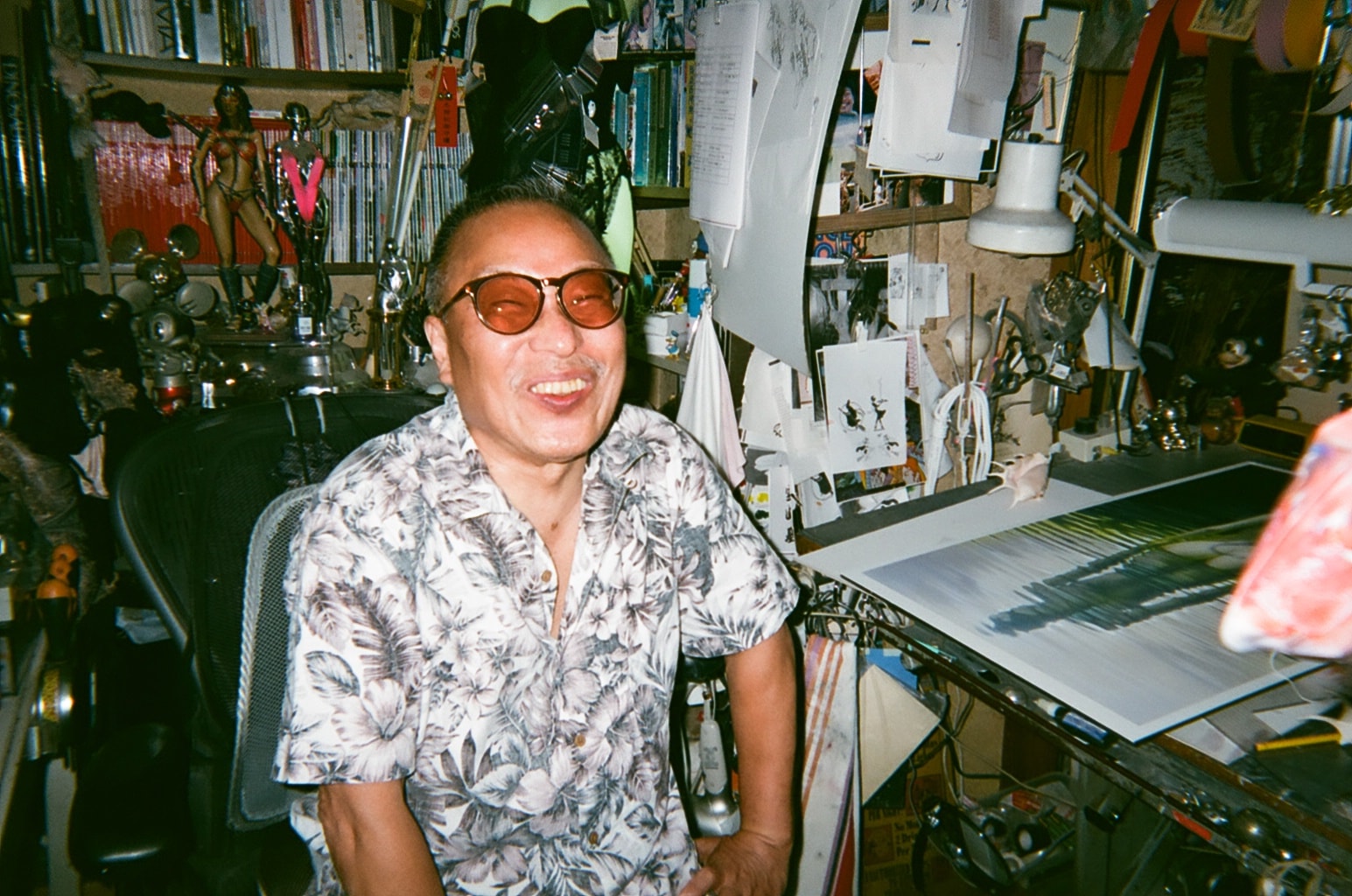 空山基:情色金属冲动源头、泡沫经济与运气