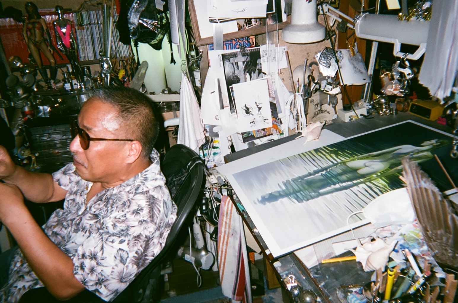 空山基:情色金属冲动源头、泡沫经济与运气