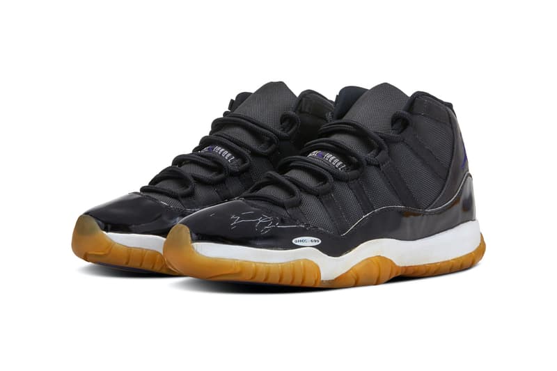 1996 年 Air Jordan 11「Space Jam」样品正式展开拍卖