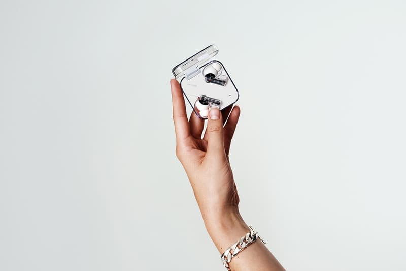Nothing 攜手 Teenage Engineering 打造全新透明無線耳機