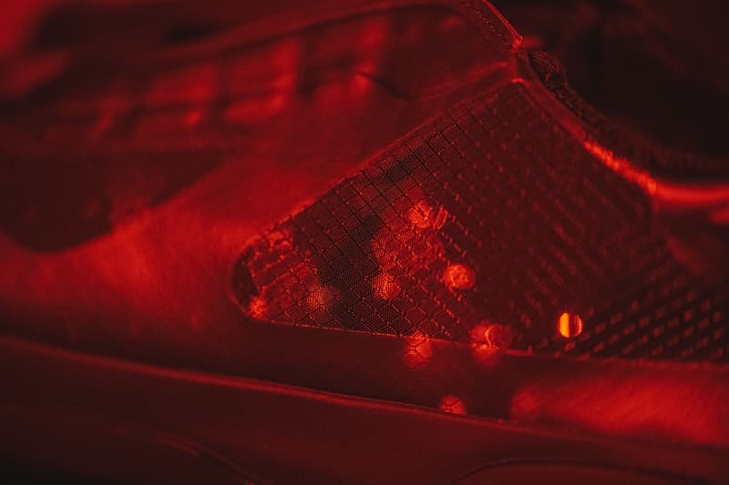 近賞 PRADA x adidas A+P LUNA ROSSA 21 聯名鞋款全黑配色