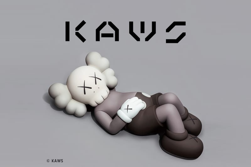 UNIQLO 与 KAWS 携手推出 KAWS 艺术展限定潮流 UT 系列
