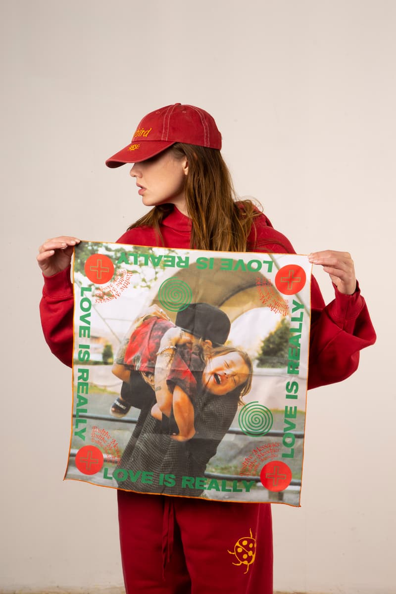 P.A.M. 联手 Cali DeWitt 带来 A Positive Message II 系列型录