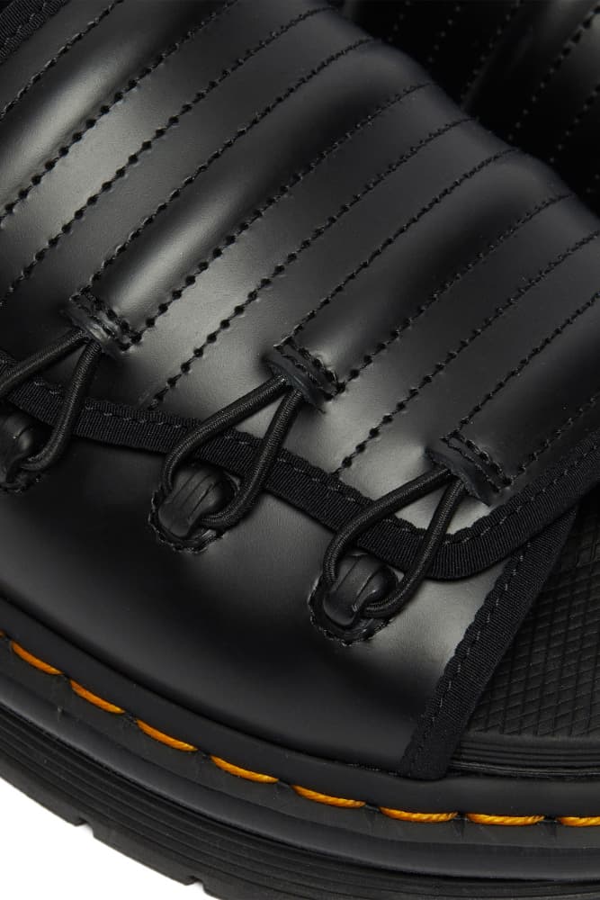 Dr. Martens X Suicoke 全新 DM MURA 聯名鞋款登場