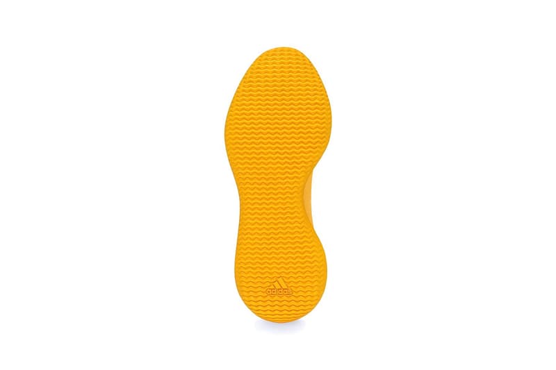 率先預覽 YEEZY KNIT RNNR「Sulfur」最新鞋款官方圖輯