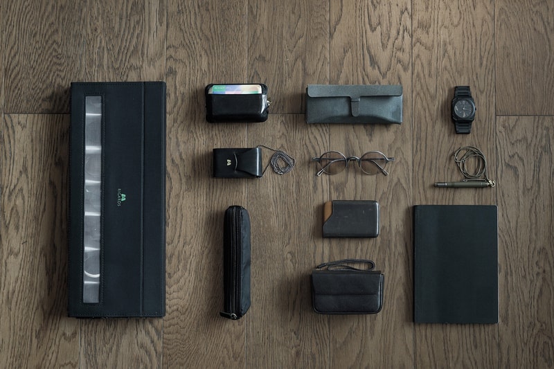 Essentials: RIGARDS 设计师 Ti Kwa