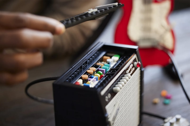 LEGO Ideas 打造全新 Fender® Stratocaster 吉他盒組