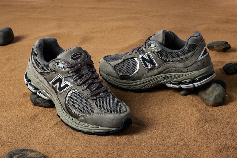 New Balance 2002R LAMTOYS 特别套装正式发布
