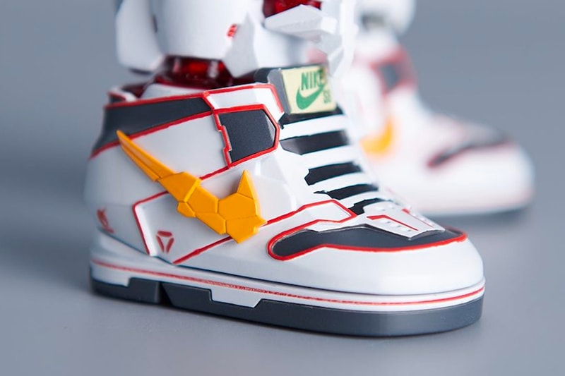 Gundam x Nike SB Dunk High 联乘模型系列正式登场