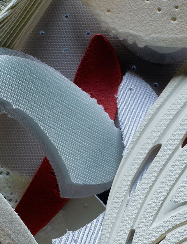 Stone Island x New Balance 聯名鞋款實體部件率先曝光