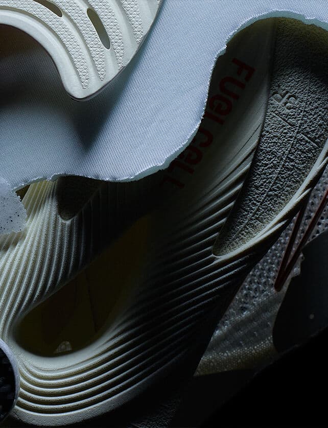 Stone Island x New Balance 聯名鞋款實體部件率先曝光