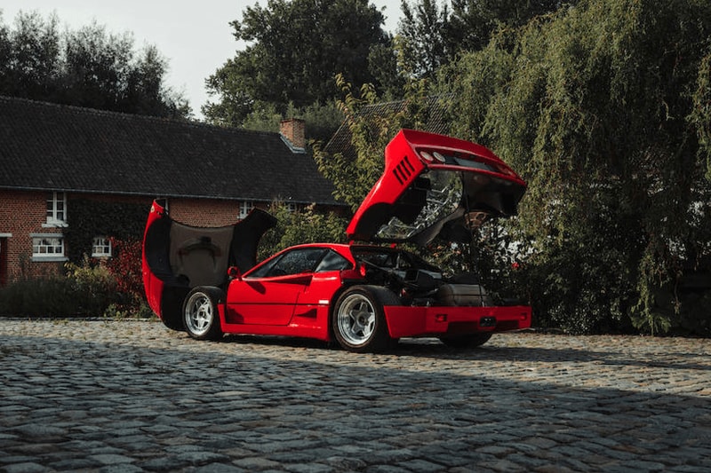 極罕有完美車況 1989 年 Ferrari F40 Berlinetta 現正展開拍賣