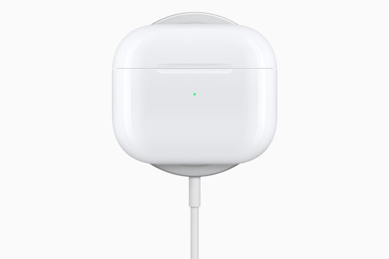 Apple 第三代無線耳機 AirPods 正式登場