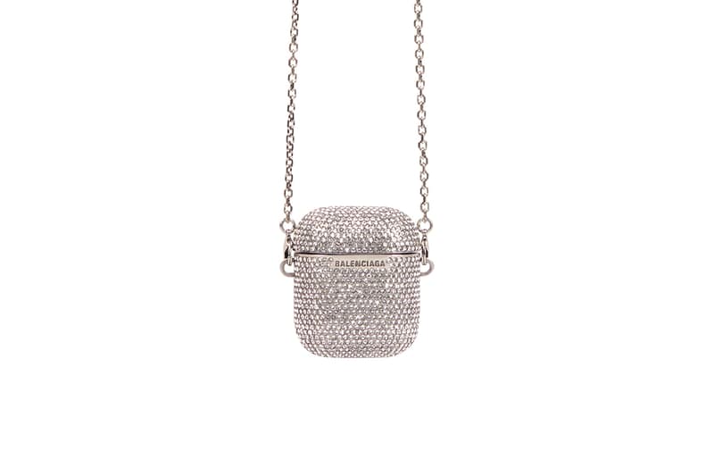 Balenciaga 水鑽 AirPods 保護殼與指環支架正式登場