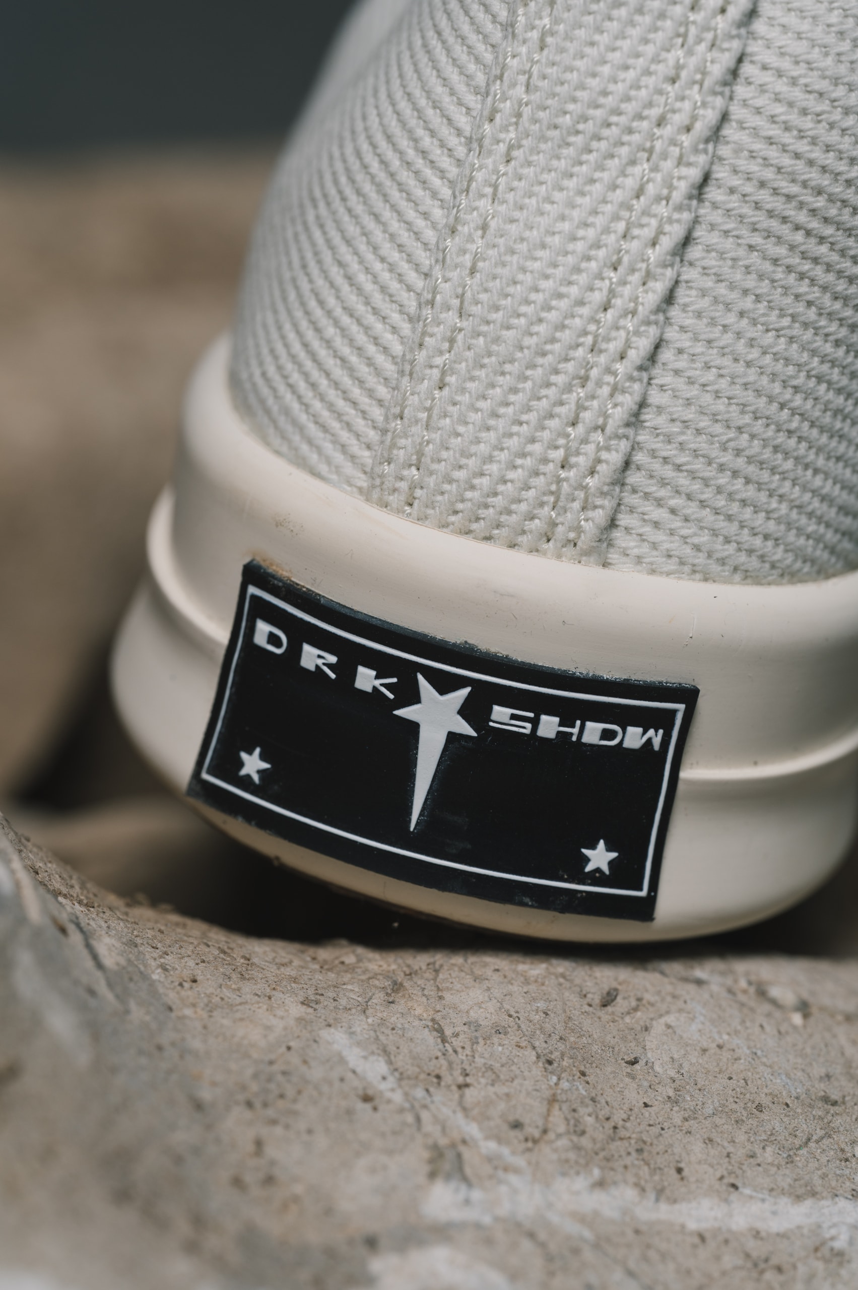 独家近赏 Converse x DRKSHDW 全新联名系列