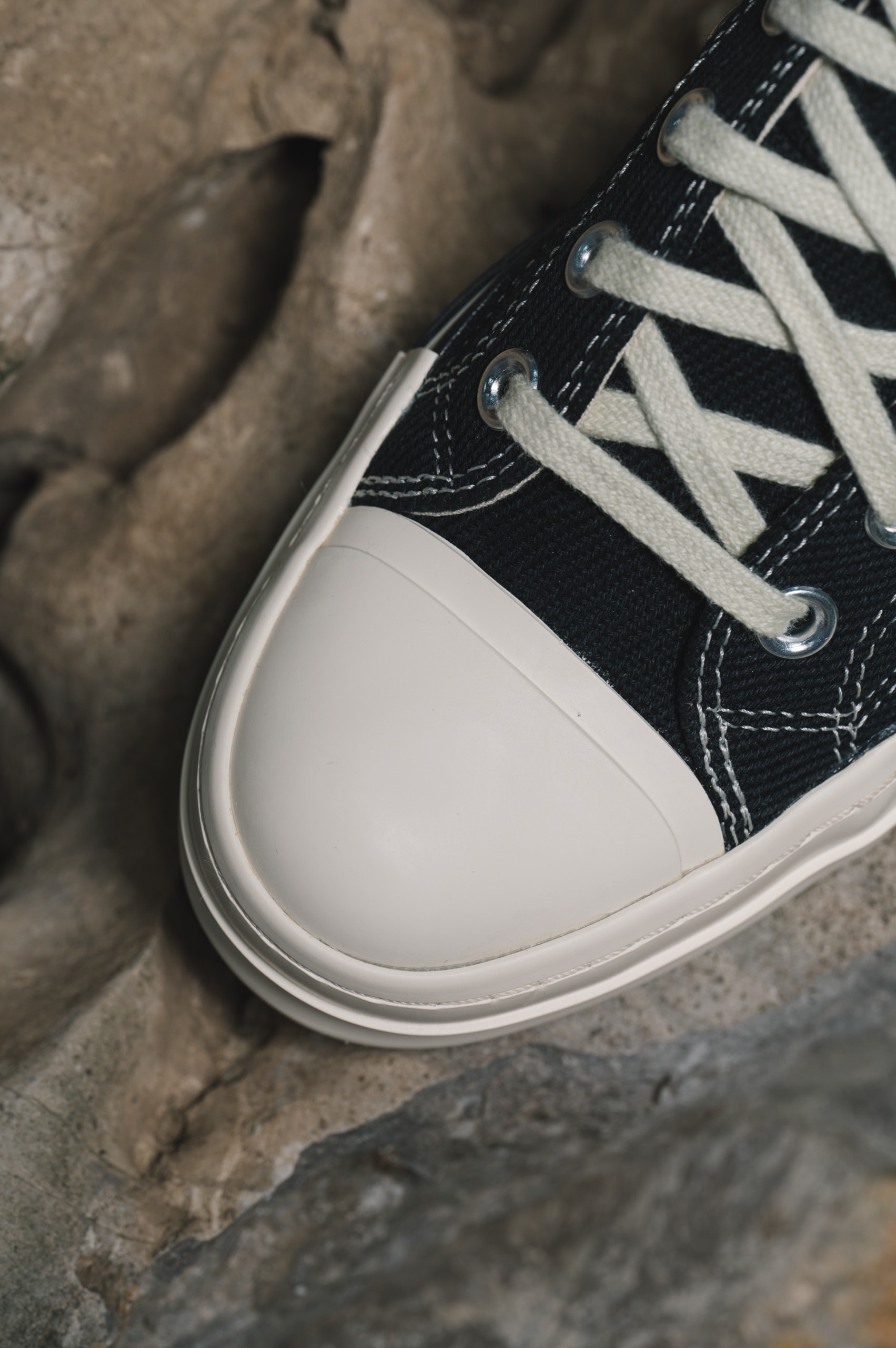 独家近赏 Converse x DRKSHDW 全新联名系列