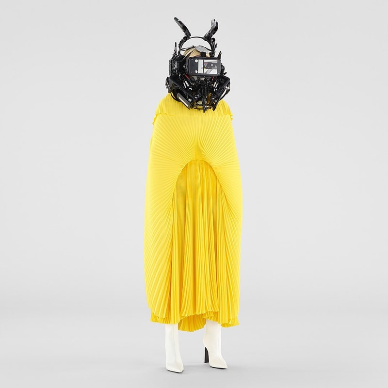 Balenciaga 攜手日本模型藝術家池內啟人打造 2022 最新春季系列廣告大片
