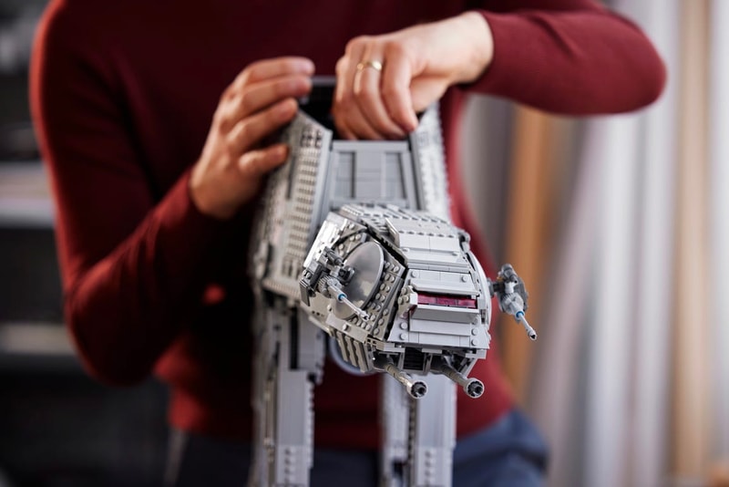LEGO 正式推出《Star Wars》AT-AT 走獸模型盒組