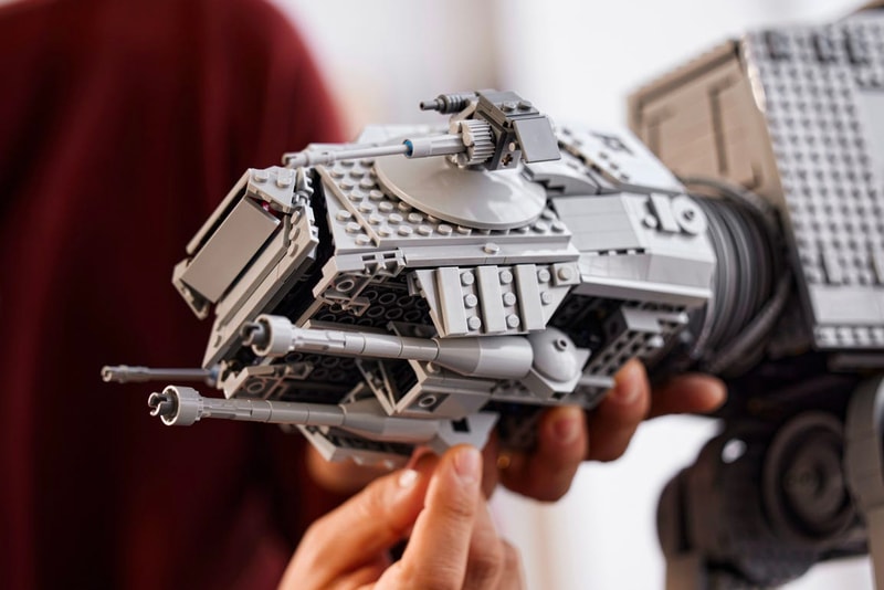 LEGO 正式推出《Star Wars》AT-AT 走獸模型盒組