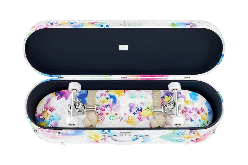 Louis Vuitton 推出最新水彩渲染印花滑板行李箱「Skateboard Trunk」