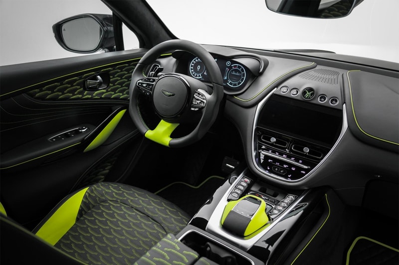 Mansory 操刀打造 Aston Martin DBX 極上性能強化寬體改裝車型