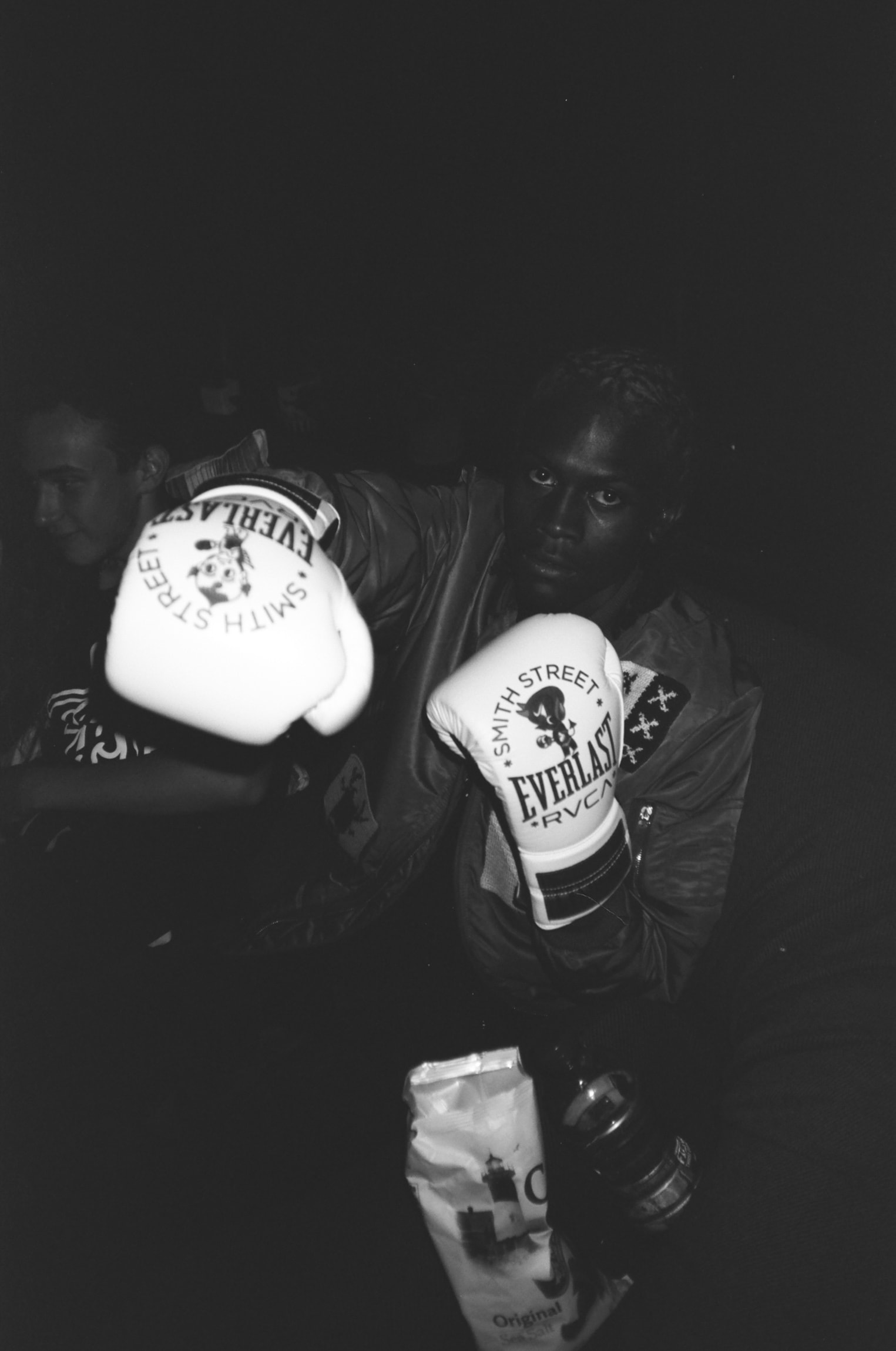 Evan Mock 的「上东区」生活和他镜头下的男孩们 | Manual Exposure