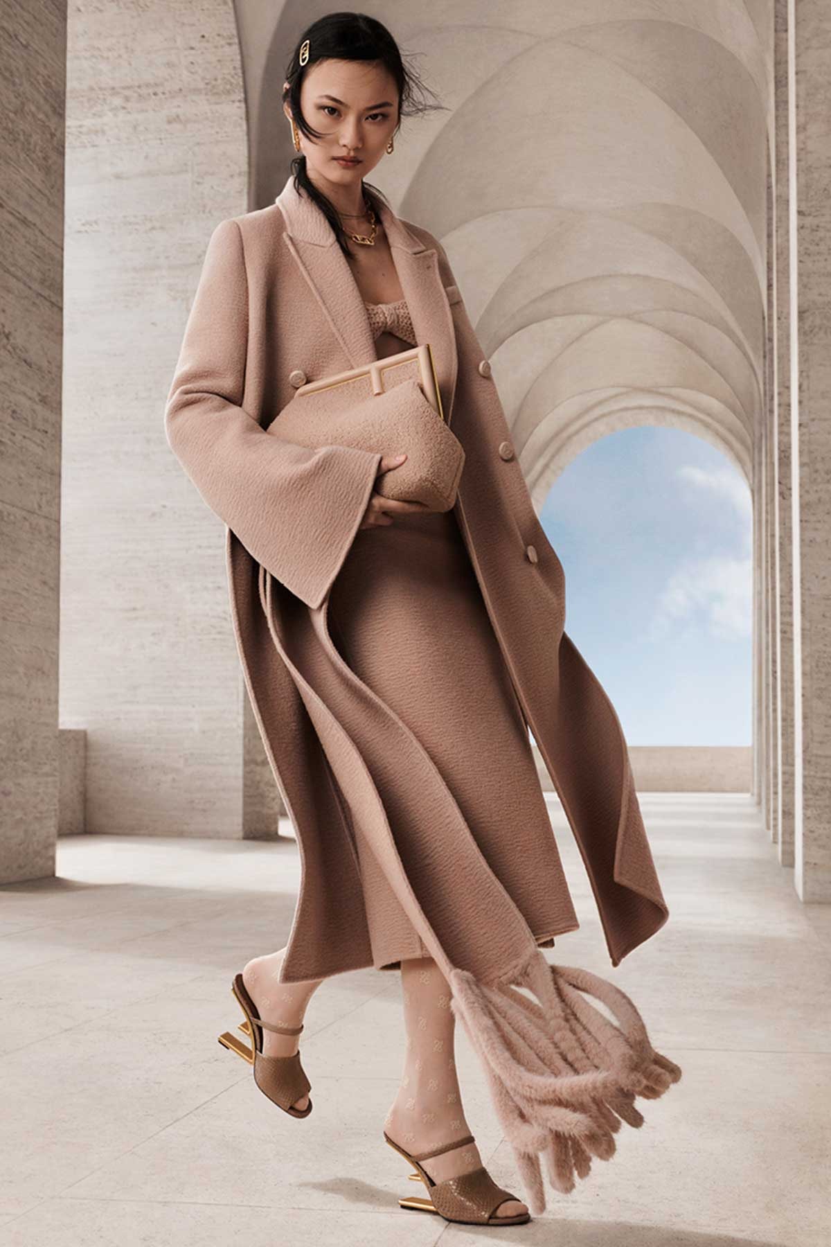 FENDI 的全新运动鞋设计，有哪些值得注意的亮点？