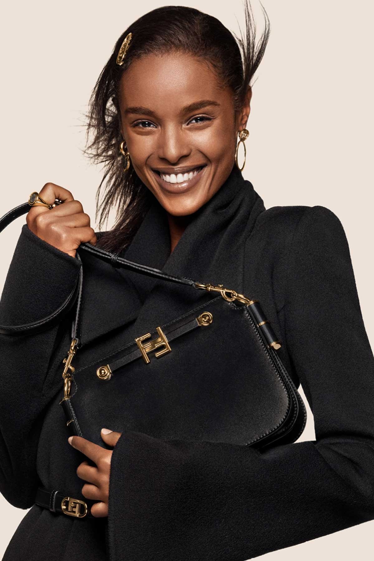 FENDI 的全新运动鞋设计，有哪些值得注意的亮点？