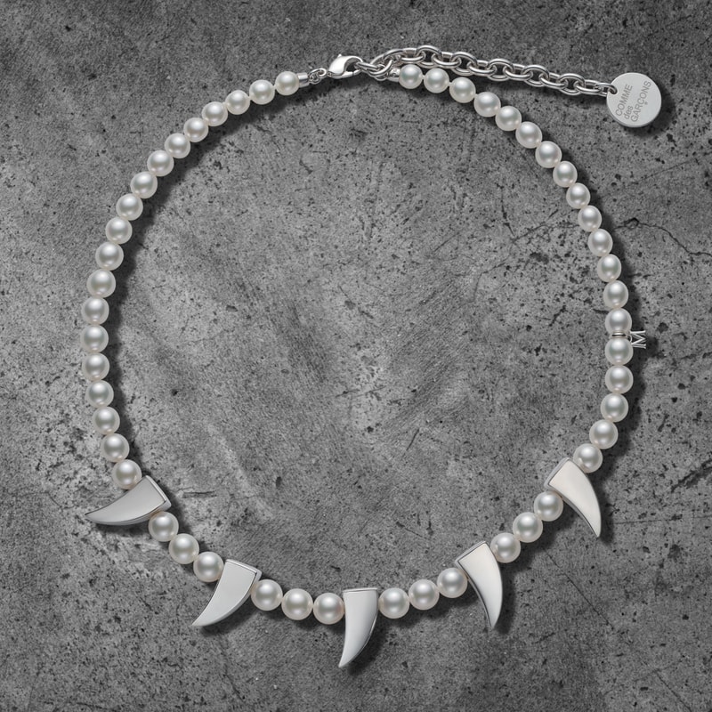 COMME des GARÇONS 携手 MIKIMOTO 打造全新联名珠宝系列