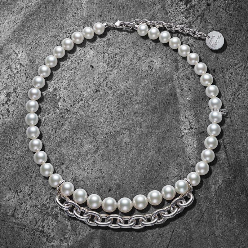 COMME des GARÇONS 携手 MIKIMOTO 打造全新联名珠宝系列