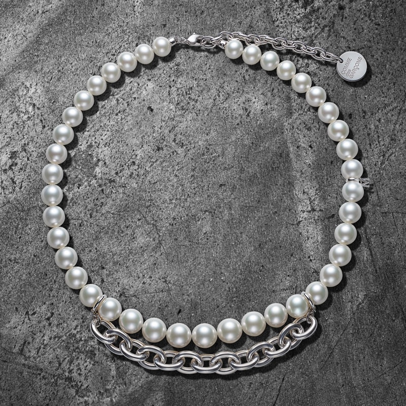 COMME des GARÇONS 携手 MIKIMOTO 打造全新联名珠宝系列