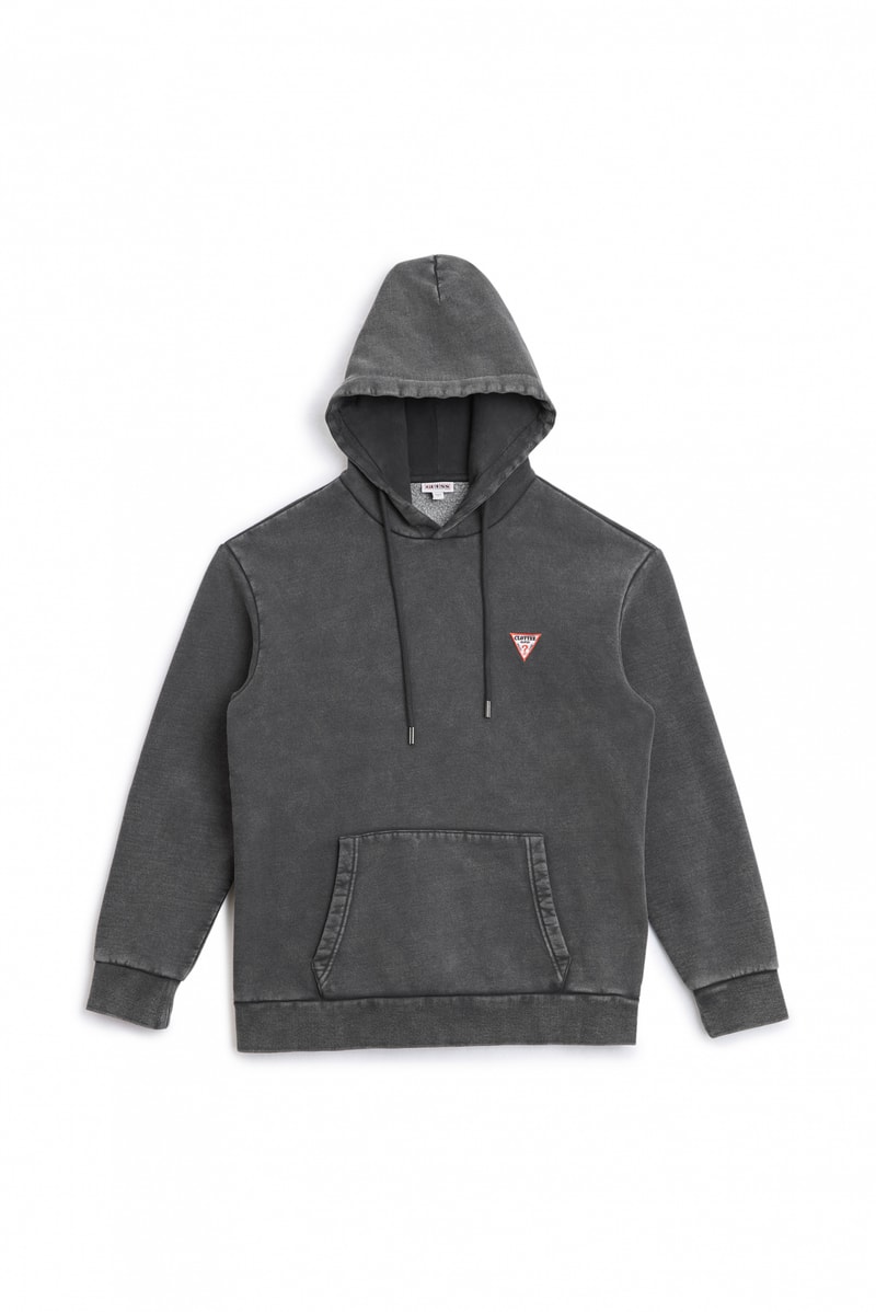 GUESS Originals 携手 CLOTTEE 打造 2021 联名系列