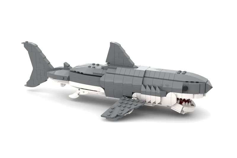 LEGO 實體化 Steven Spielberg 經典電影《大白鯊 JAWS》積木模型