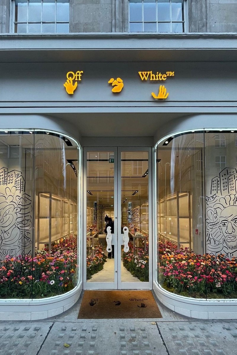 Off-White™ 全球店铺向創始人 Virgil Abloh 進行悼念