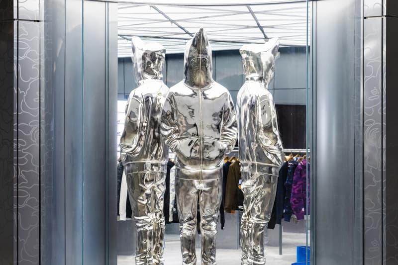 走进 BAPE STORE® 上海前滩太古里全新店铺