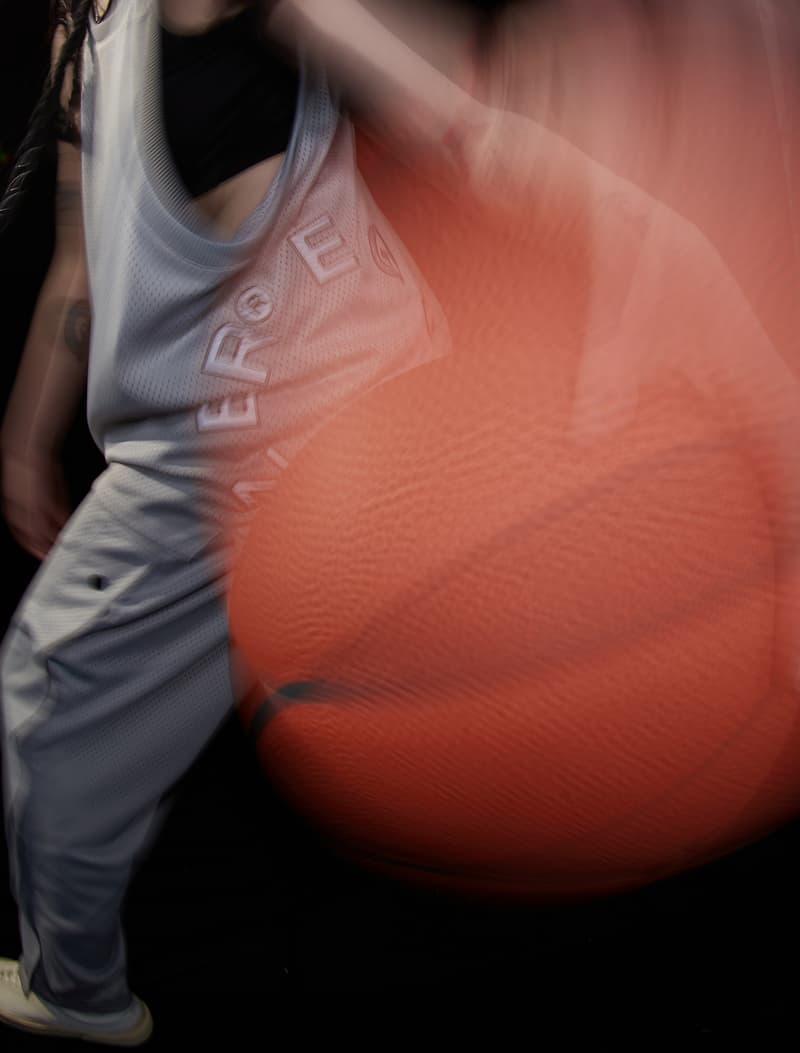 EQUALIZER 正式发布 2022 春夏系列 Lookbook