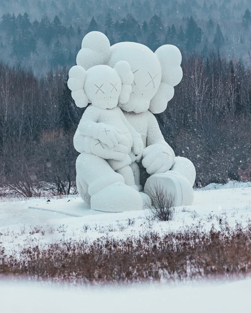 KAWS:HOLIDAY 第八站正式登陆中国长白山 