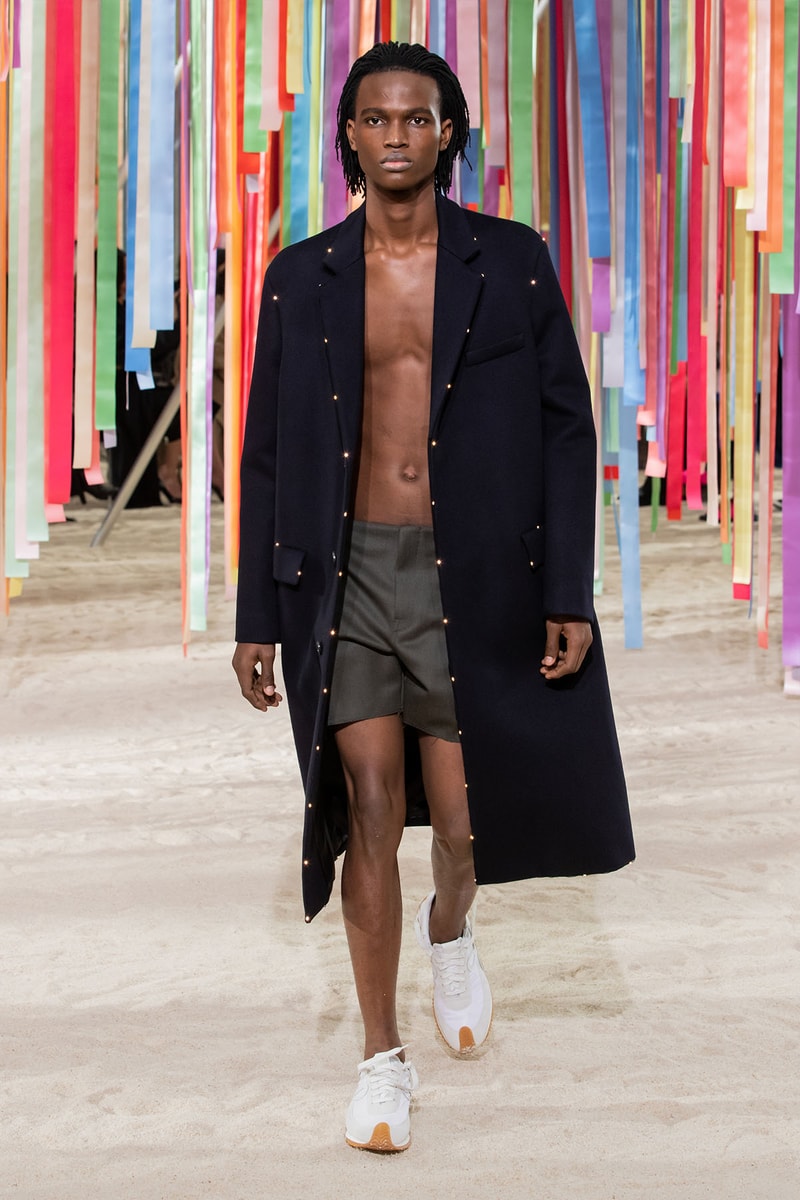 LOEWE 2022 秋冬男裝系列正式發佈