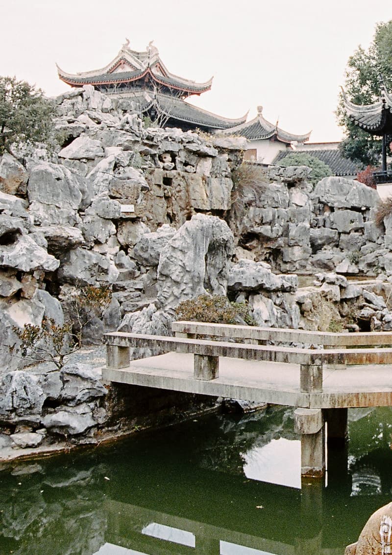 AVENUE & SON 携手艺术家 ZINAN LAM 推出虎年联名胶囊系列