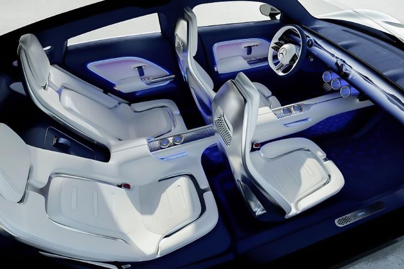 Mercedes-Benz 揭示全新 Vision EQXX 電能概念車