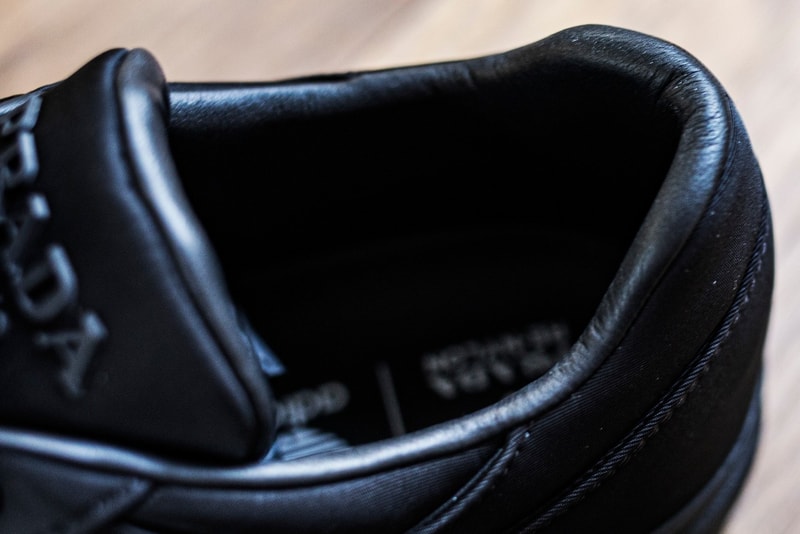 率先近賞 Prada x adidas Originals Forum Low 全黑配色