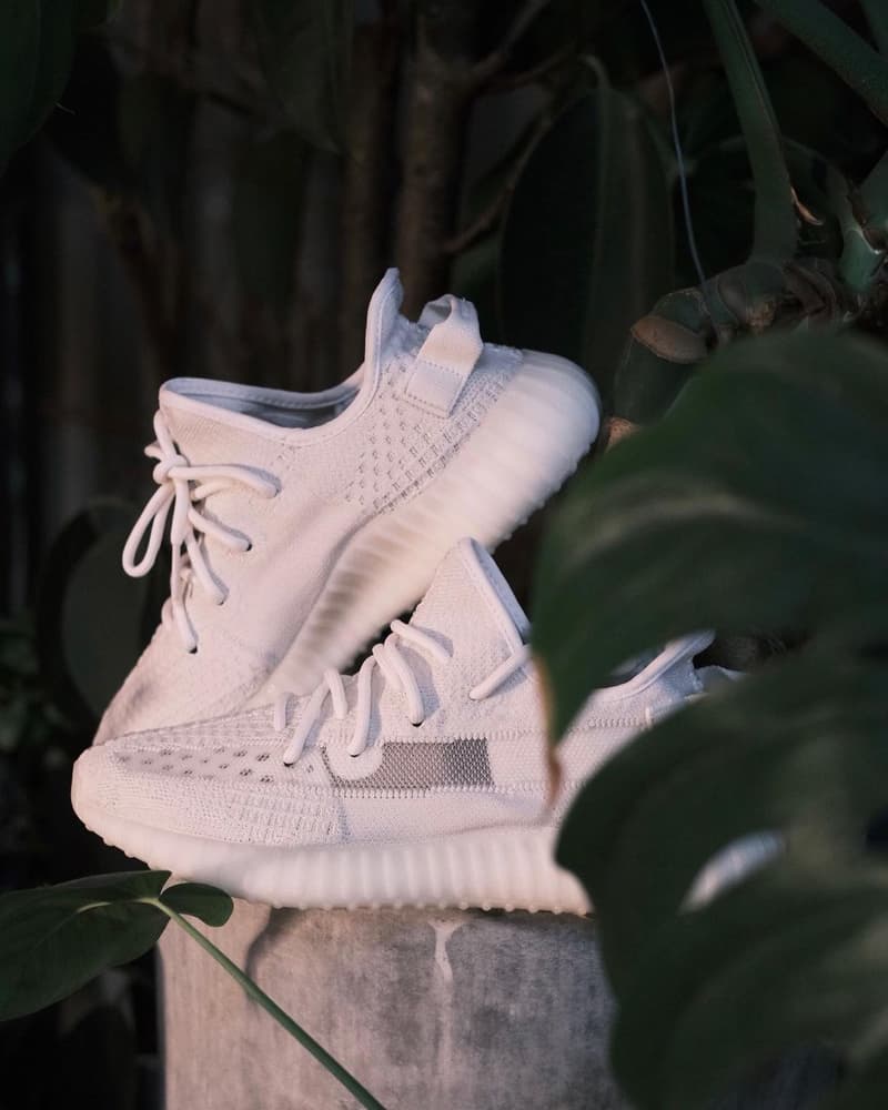 率先近賞 YEEZY BOOST 350 V2 最新配色「Bone」