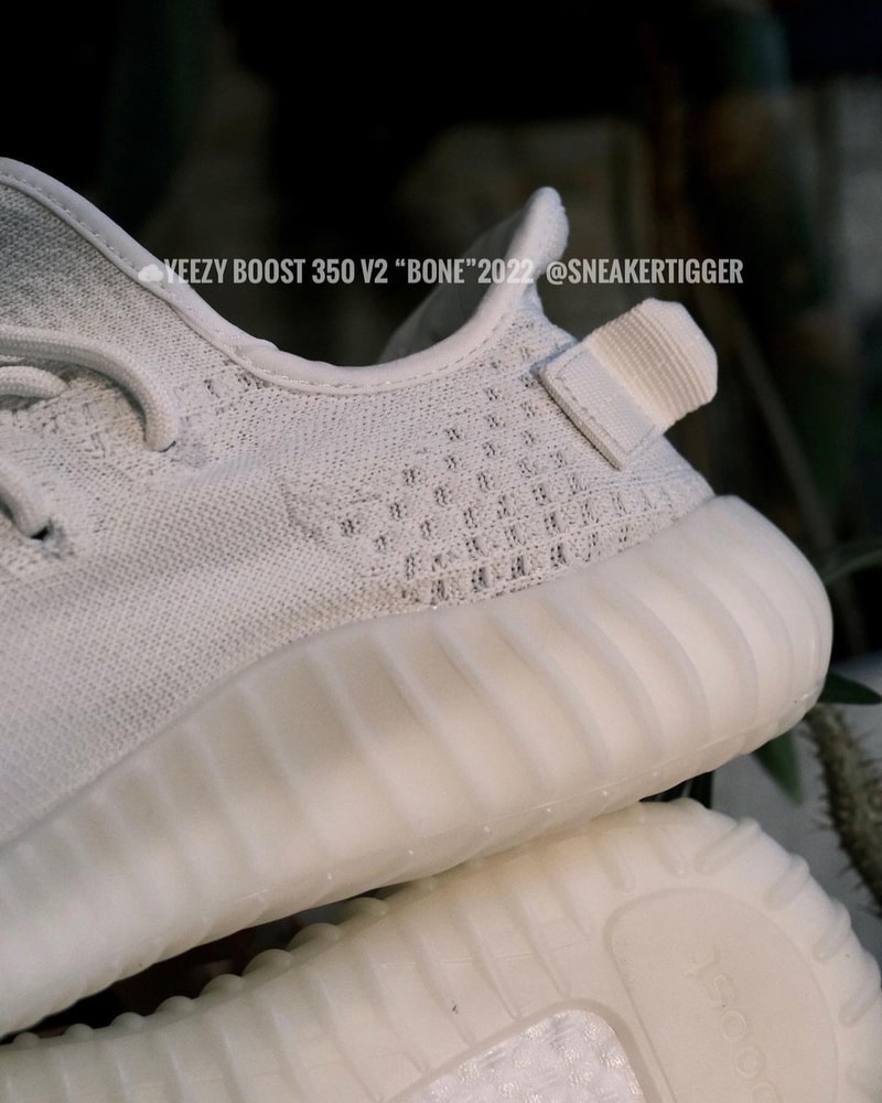 率先近賞 YEEZY BOOST 350 V2 最新配色「Bone」