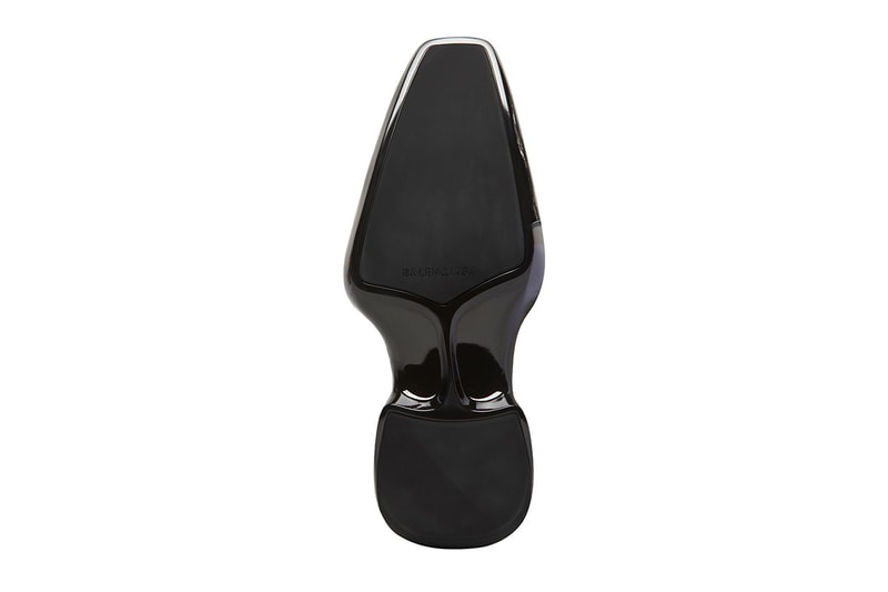 Balenciaga 秀上鞋款售價 $875 美元「Space Shoe」正式開放預購