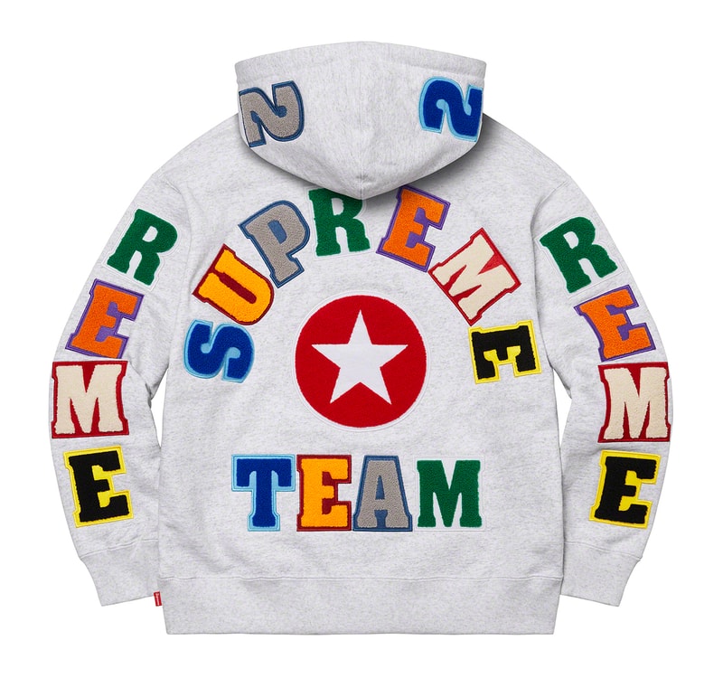 Supreme 2022 春夏服裝系列
