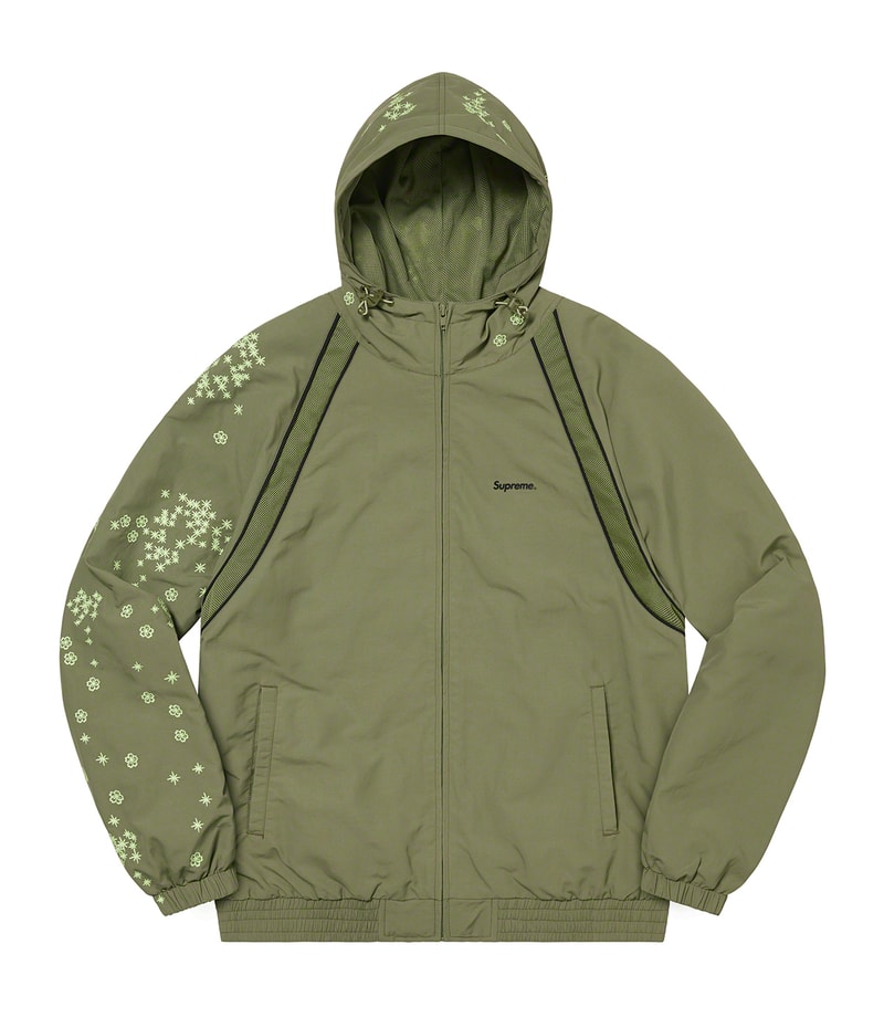 Supreme 2022 春夏服裝系列