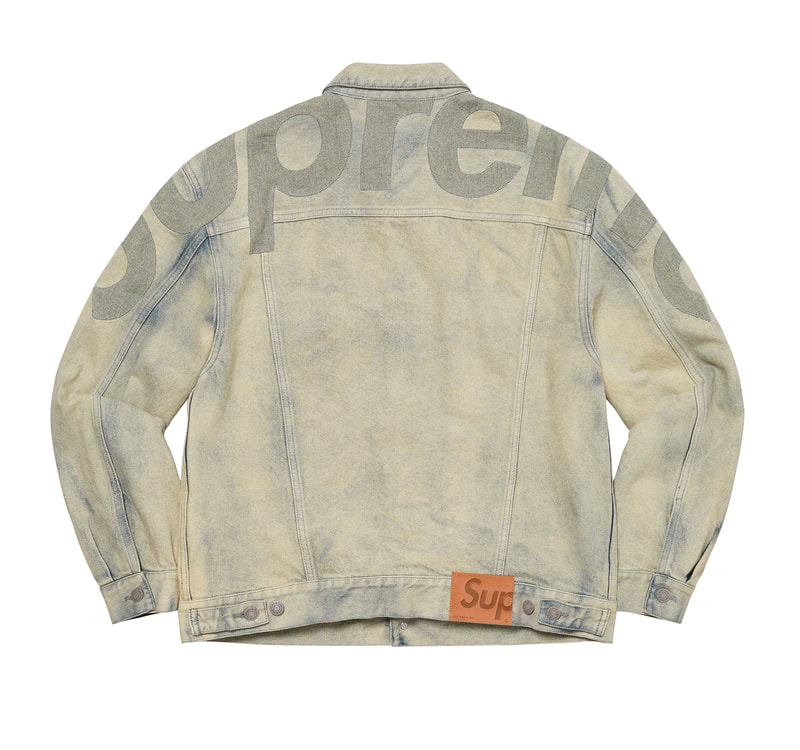 Supreme 2022 春夏服裝系列